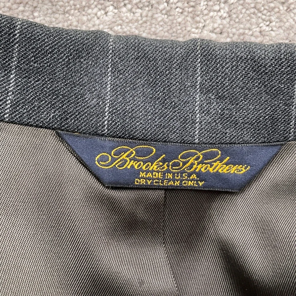 Brooks Brothers Blazer 42R Gray Pinstripe Classic Career Two Button Wool USA VTG